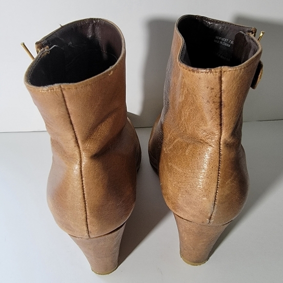 Chinese Laundry VERY BEST Women's Platform Wedges Distressed Ankle Boots Sz 7.5 - Picture 4 of 9